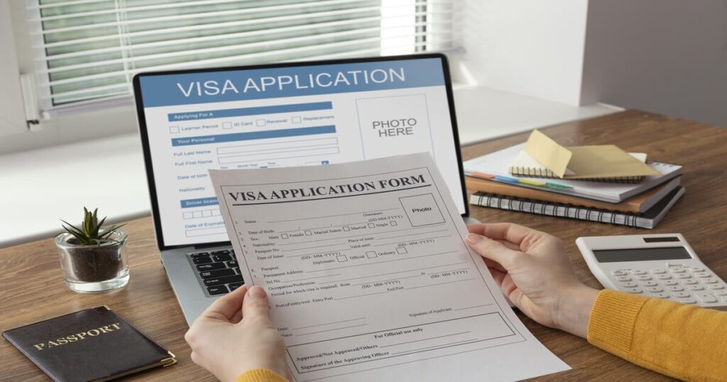 visa application form in laptop